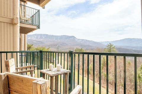 Step onto your private balcony and breathe in the crisp mountain air while soaking up sweeping views of rolling peaks and valleys.