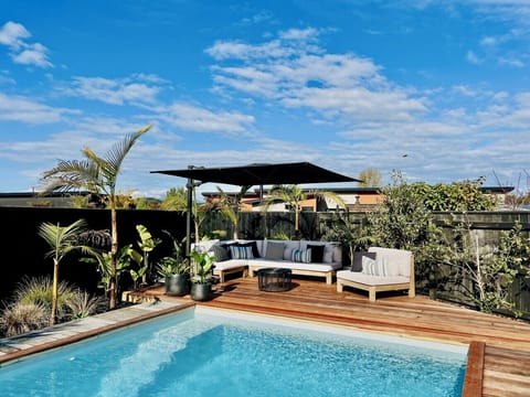 Poolside Lounge Seating