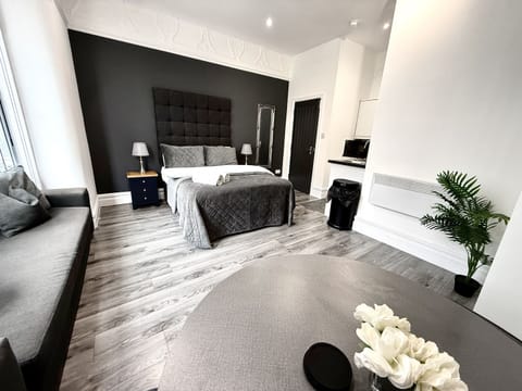 Levaine suite
