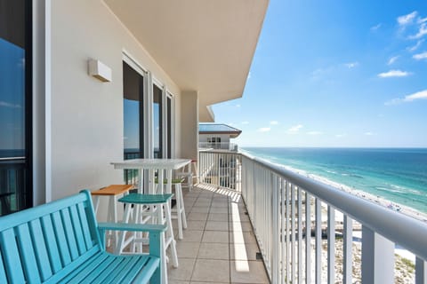 Welcome to Summerwind Resort #1502!