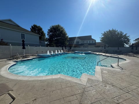 Heated pool