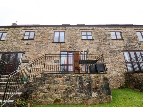 Valley Cottage
