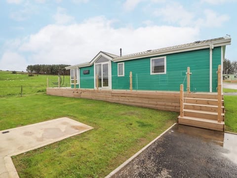 No 8 Hillcote Lodge