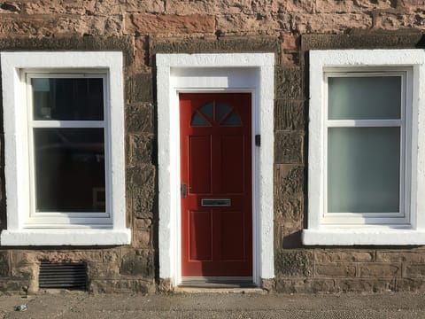 2 Lower Kessock Street