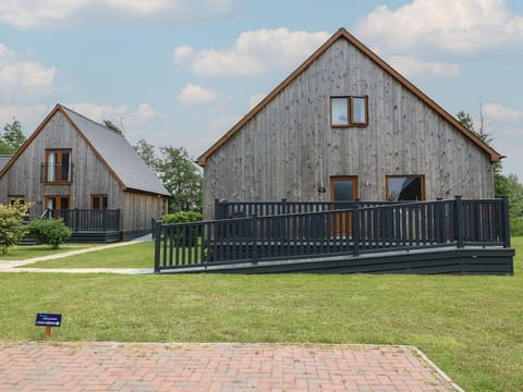 James Ville Marina Lodge 14