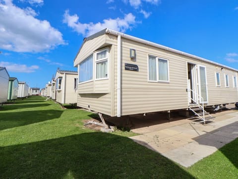 Away Resorts- Golden Sands Holiday Park, E