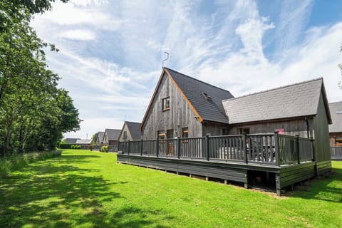 James Ville Marina Lodge 13