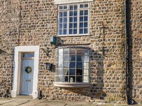 8 Market Place