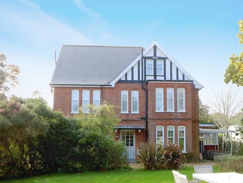5 The Nab House