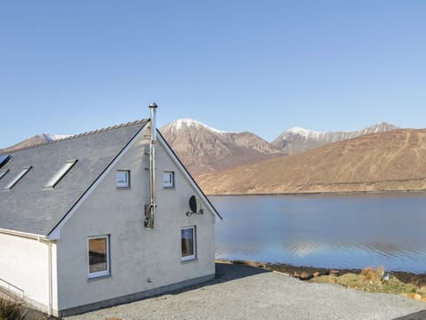 Cuillin Shores