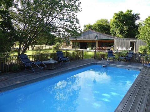 Parsons Pleck, Birlingham - Host & Stay