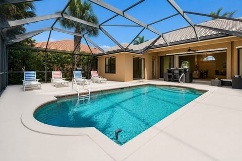 Your vacation paradise awaits - clean and relaxing!