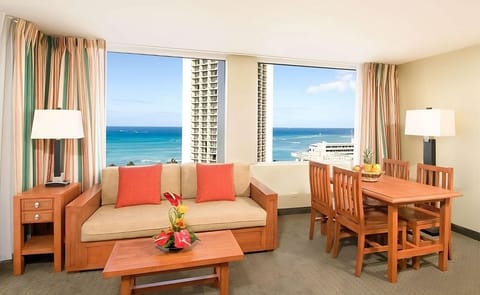 Wake up to sweeping ocean vistas from the airy living room.