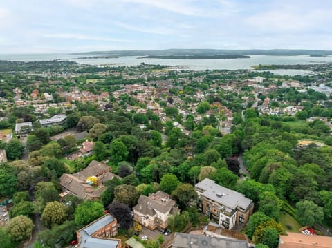 Easy access to Poole`s renowned sandy beaches