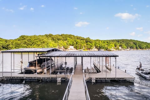 LAKEOZARKVACATION.COM