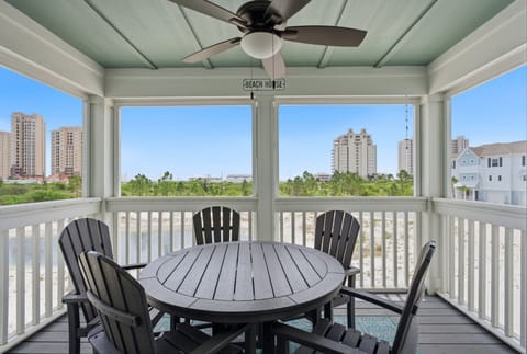 Sandy Feet Retreat at Lost Key Villas