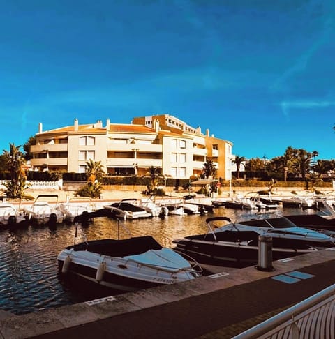 Marina