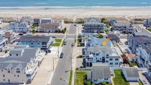 Welcome to Sea Isle...just steps to the beach!