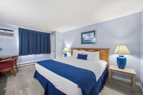 Unwind on the plush king-sized bed after a day spent exploring​