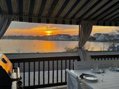 Sunset Deck