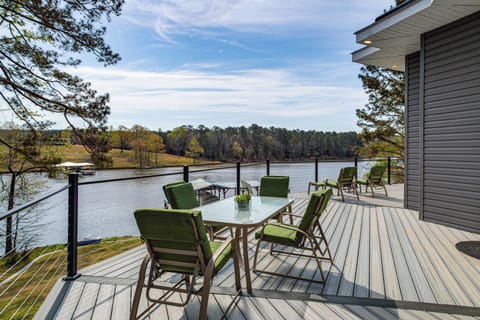 Greenwood Vacation Rental | 4BR | 3.5BA | 2,750 Sq Ft