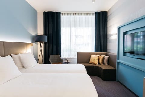 Unit with Two Single beds