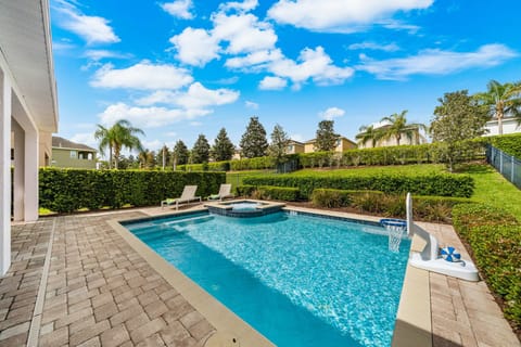 4-web-or-mls-LetsGoClick-048