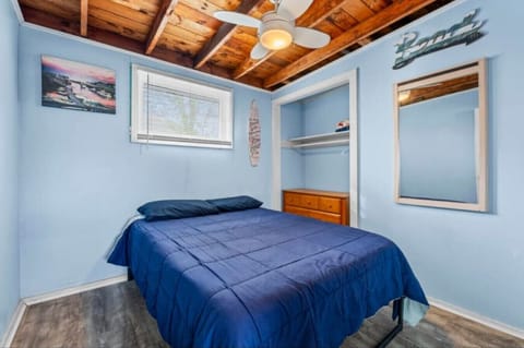 Bedroom 1 | Queen Bed | Built-In Shelving & Window Natural Light