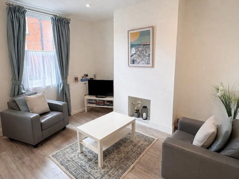 Living Room / Lounge