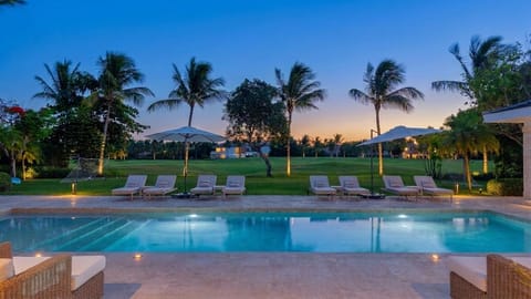 Villa Londali – Brand New Estate 10 Bedrooms (8630)