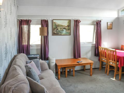Open plan living space | Noddfa, Newcastle Emlyn