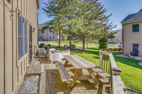 Mercersburg Vacation Rental | 3BR | 2BA | 2,600 Sq Ft | Step-Free Entry