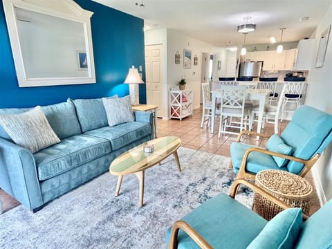 Newly furnished Living Room