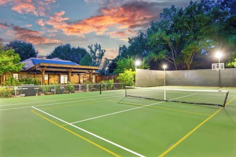 Sport court