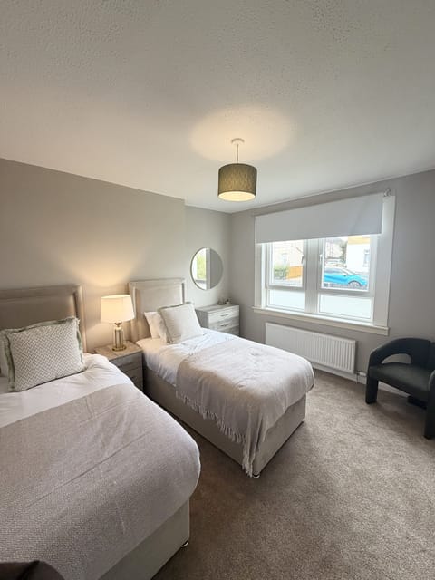 Twin Bedroom