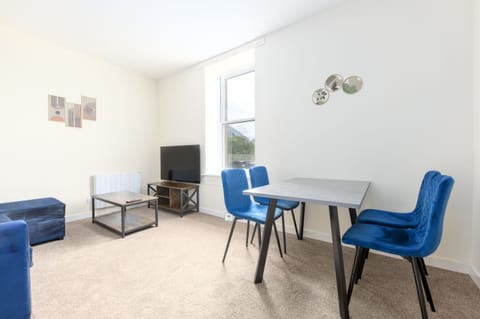 Living Room / Lounge