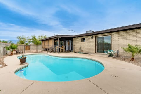 Tucson Vacation Rental | 3BR | 2BA | 1,756 Sq Ft