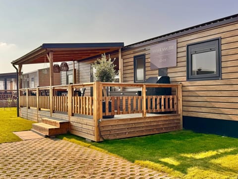 Veranda for sunny evenings