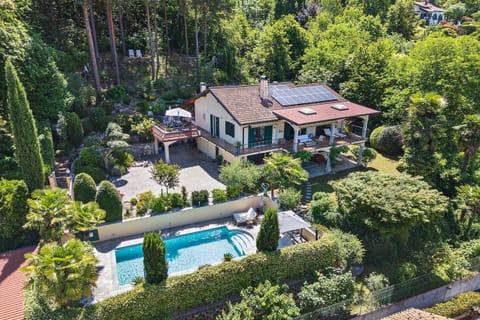 Villa Emilia - Ranco, Lake Maggiore, Italy - by NORTHITALY VILLAS vacation villa