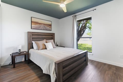 Queen bedroom