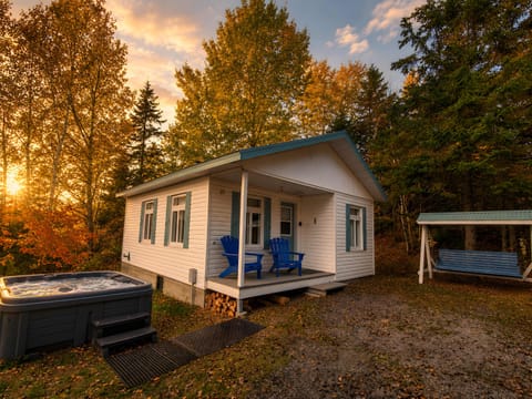 Bienvenue dans votre chalet, un refuge chaleureux en pleine nature.