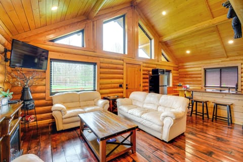 Forks Vacation Rental | Studio | 1BA | 750 Sq Ft