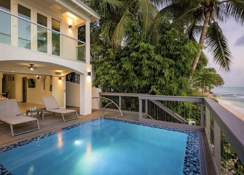 4BR Beachfront Modern Villa-IMGN (3391)