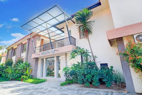 Holiday Home Exterior [summer]