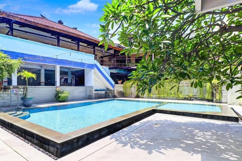 Holiday Home Swimming Pool