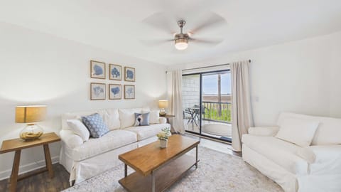 Open concept living area with ample seating and sleeper sofa (sleeps 2)