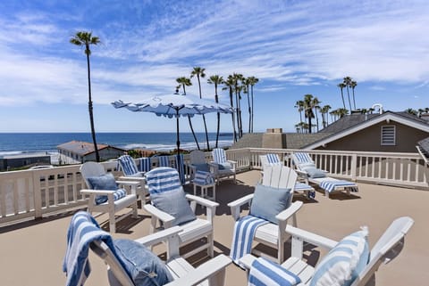 Best views in town, walking distance to downtown
