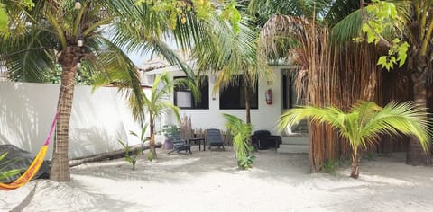 Private outdoor area of Casita 1 with starlink WiFi