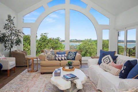 Enjoy the views at Meet Me in Paradise