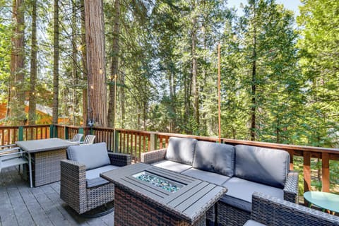 Camp Connell Vacation Rental | 3BR | 2BA | 1,500 Sq Ft